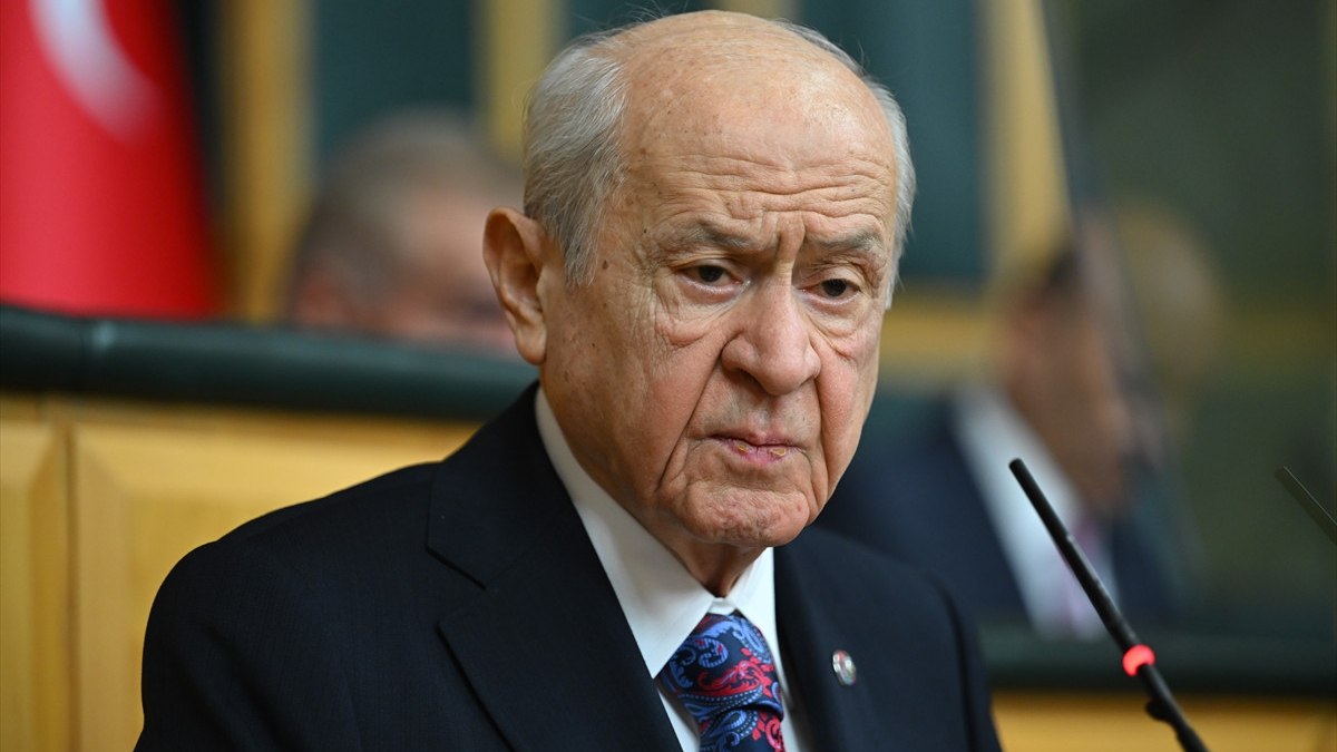 Yunan medyası Devlet Bahçeli’nin uyarılarını manşetlerine taşıdı